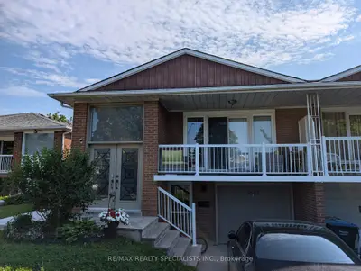 Semi-Detached in Mississauga