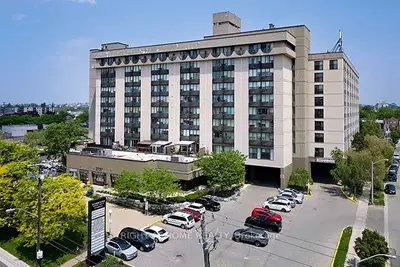 Condo Apartment in Toronto