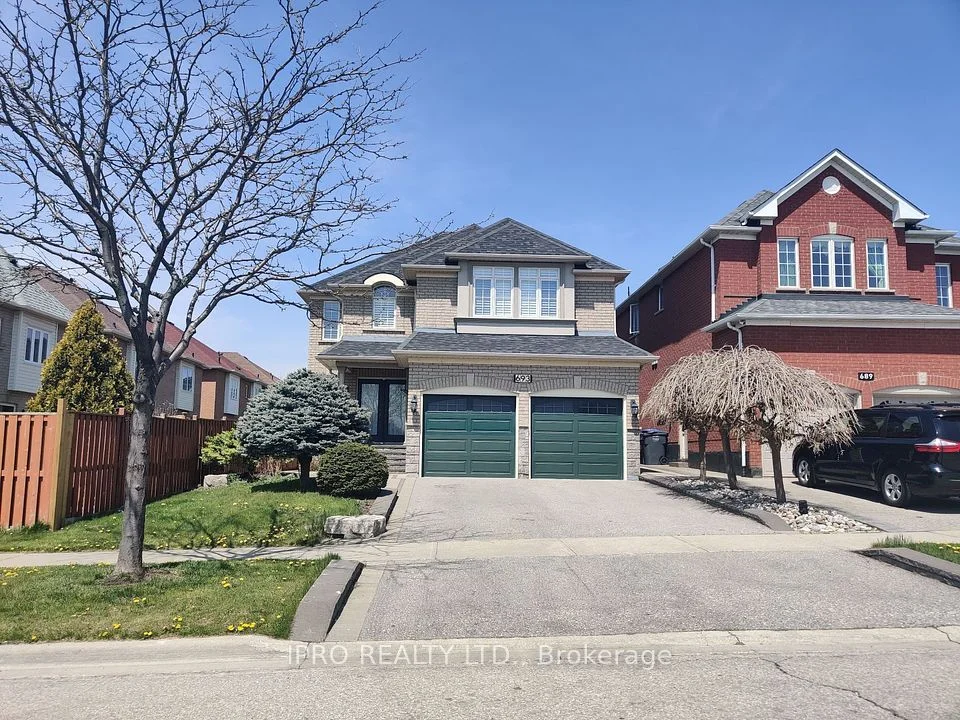 693 Novo Star Drive Unit A, Mississauga, ON L5W 1C7