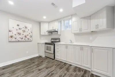 Detached in Milton