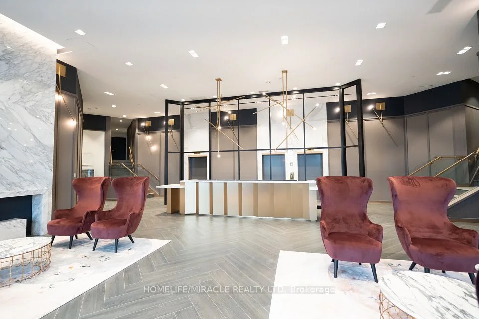 405 Dundas Street W LPH12, Oakville, ON L6M 5P9