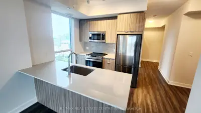 Condo Apartment in Mississauga