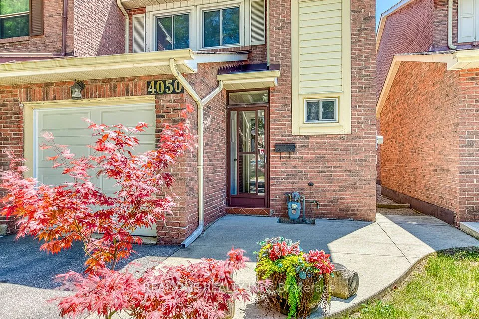 4050 Farrier Court, Mississauga, ON L5L 2Y4