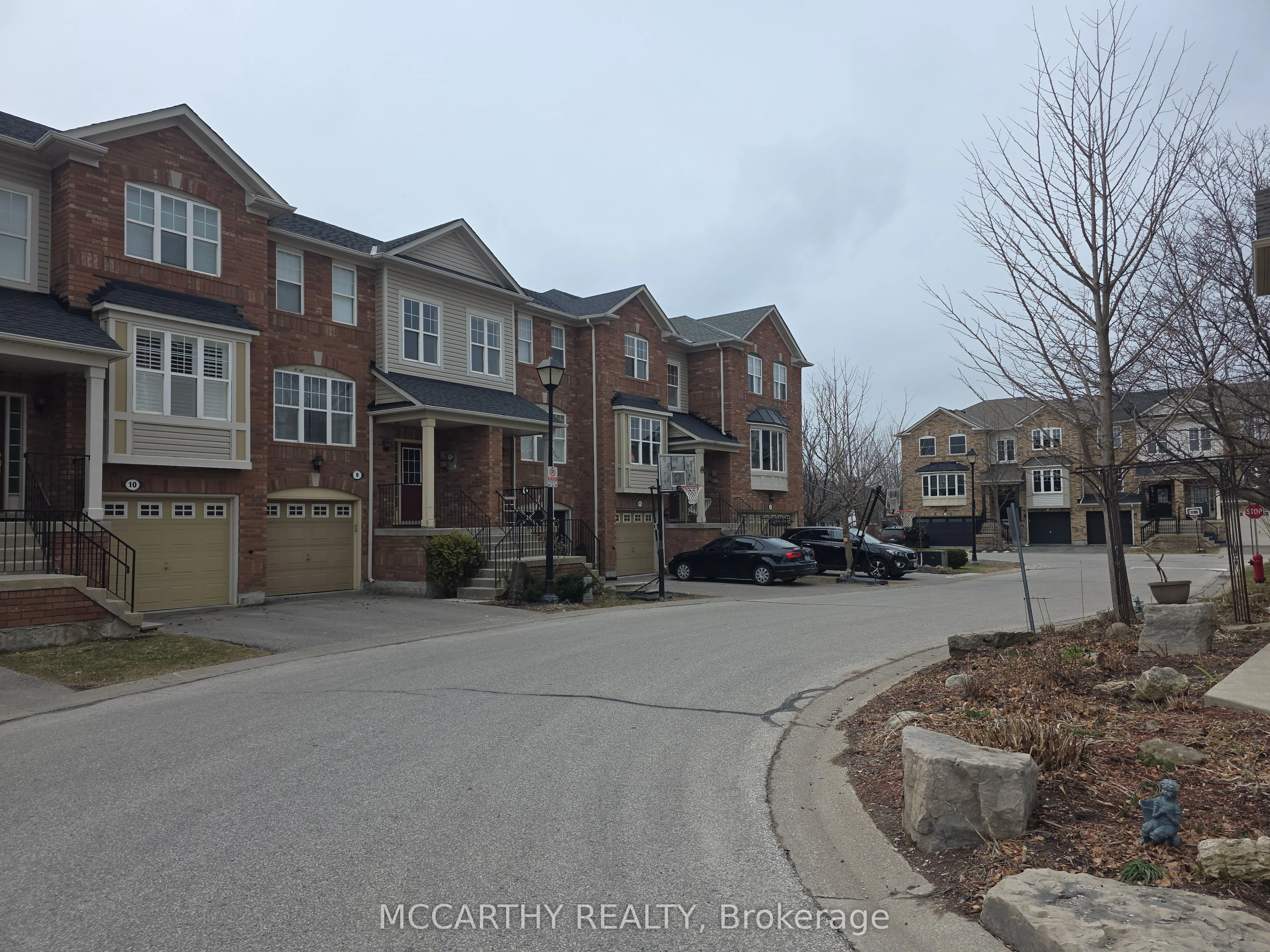 4 Seed House Lane, Halton Hills, ON L7G 6K3
