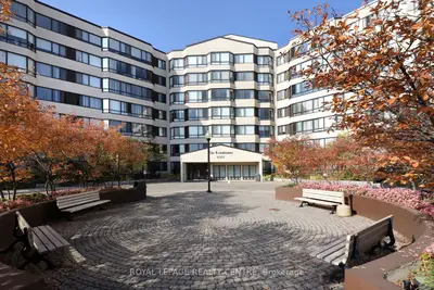 Condo Apartment in Mississauga