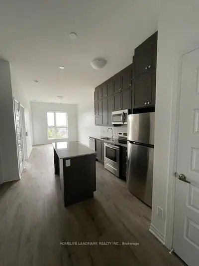 Condo Apartment in Oakville