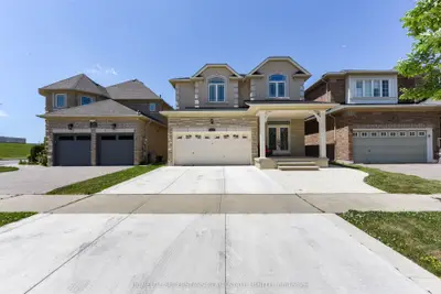 Detached in Milton
