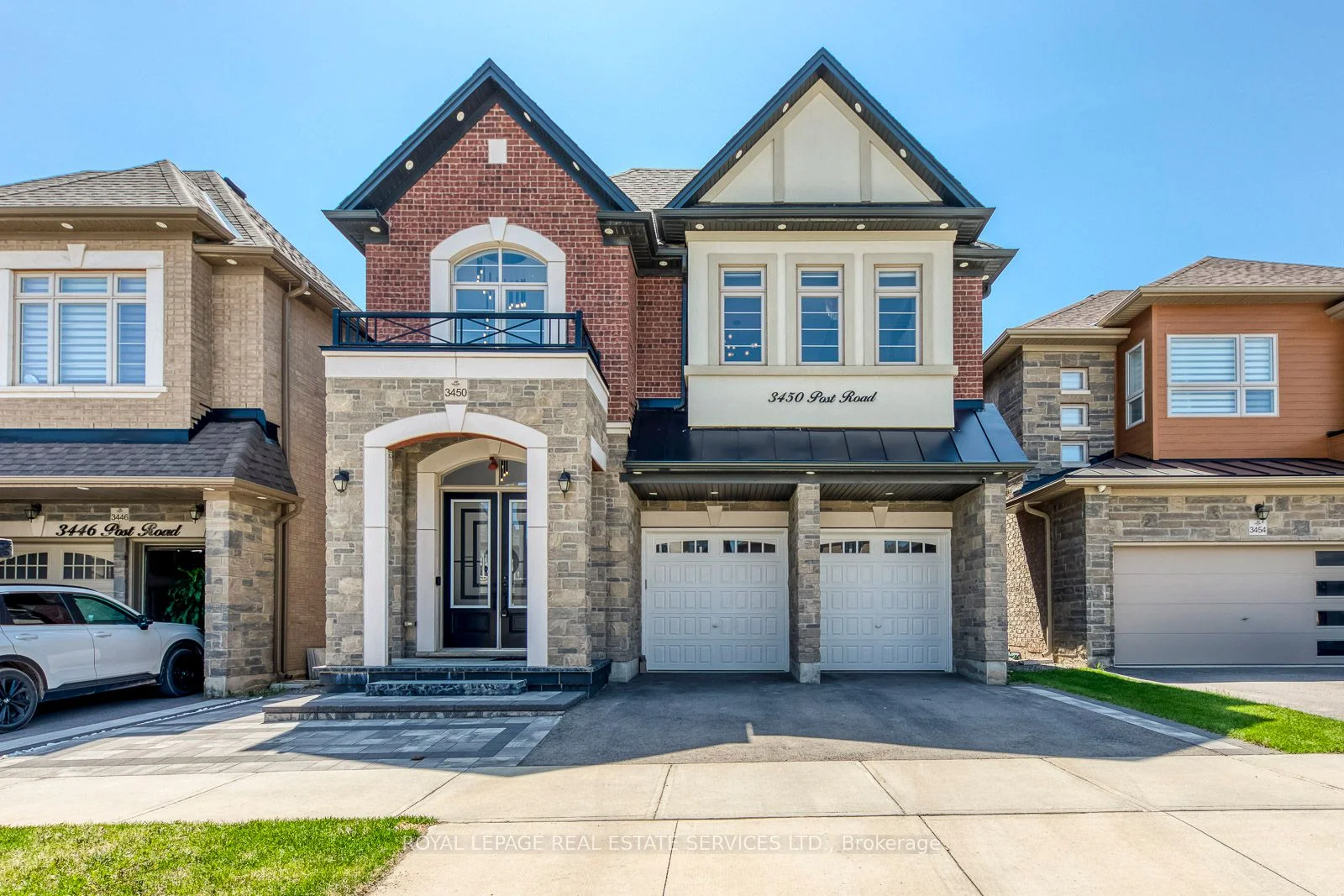 Detached in Oakville