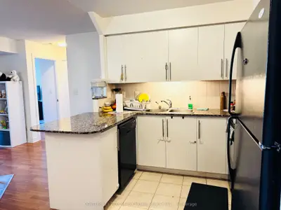 Condo Apartment in Mississauga