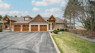 Semi-Detached Condo in Caledon