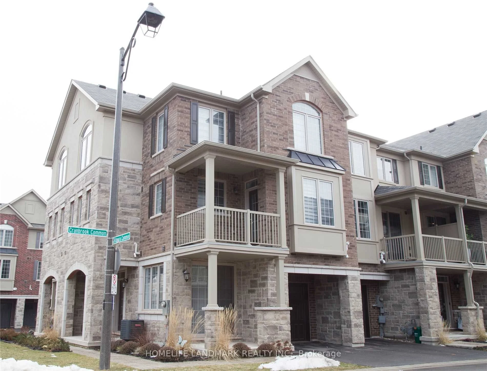 3132 Biltmore Common, Oakville, ON L6H 7E3