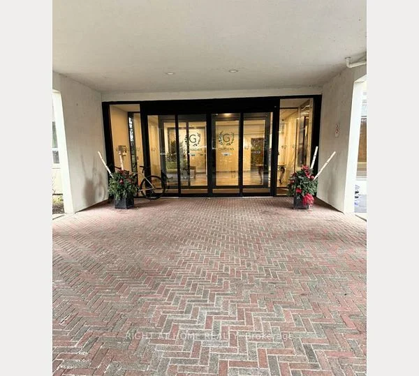 65 Southport Street 1508, Toronto W01, ON M6S 3N6