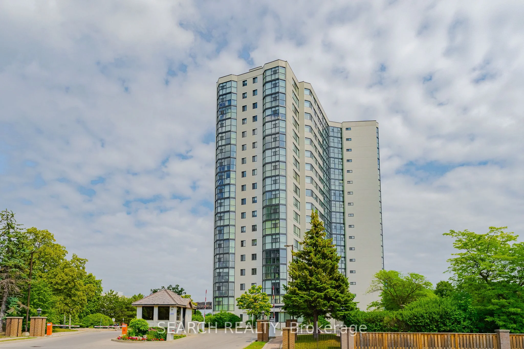Condo Apartment in Mississauga
