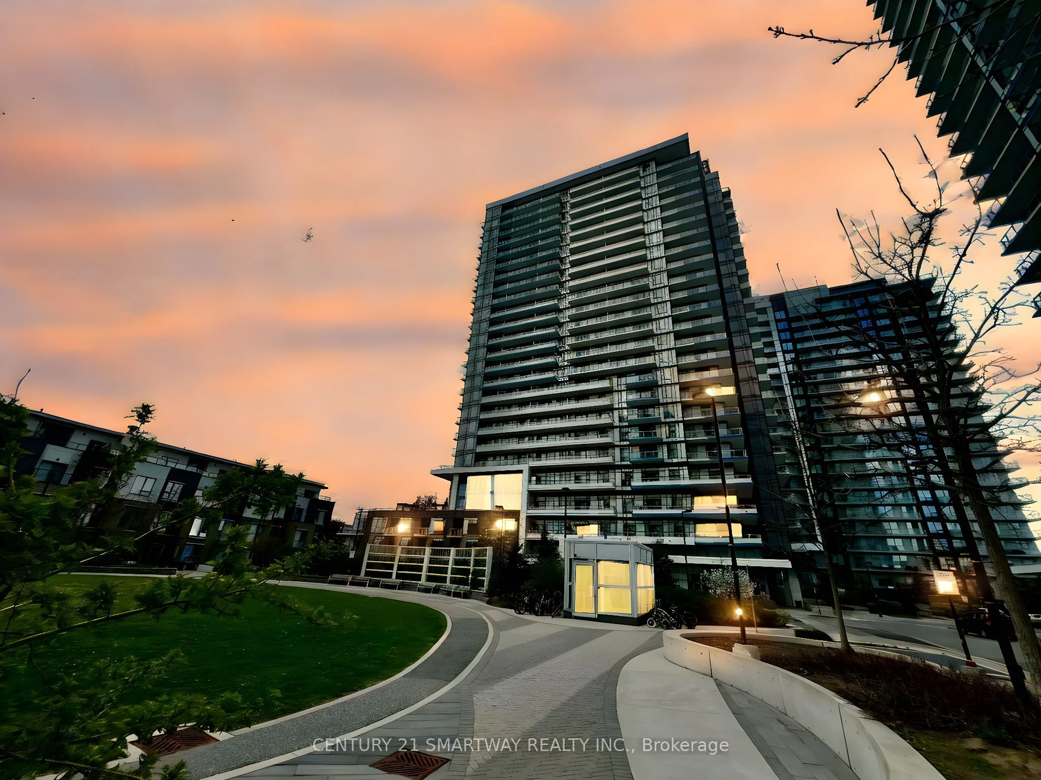 2560 Eglinton Avenue W 1408, Mississauga, ON L5M 0Y3