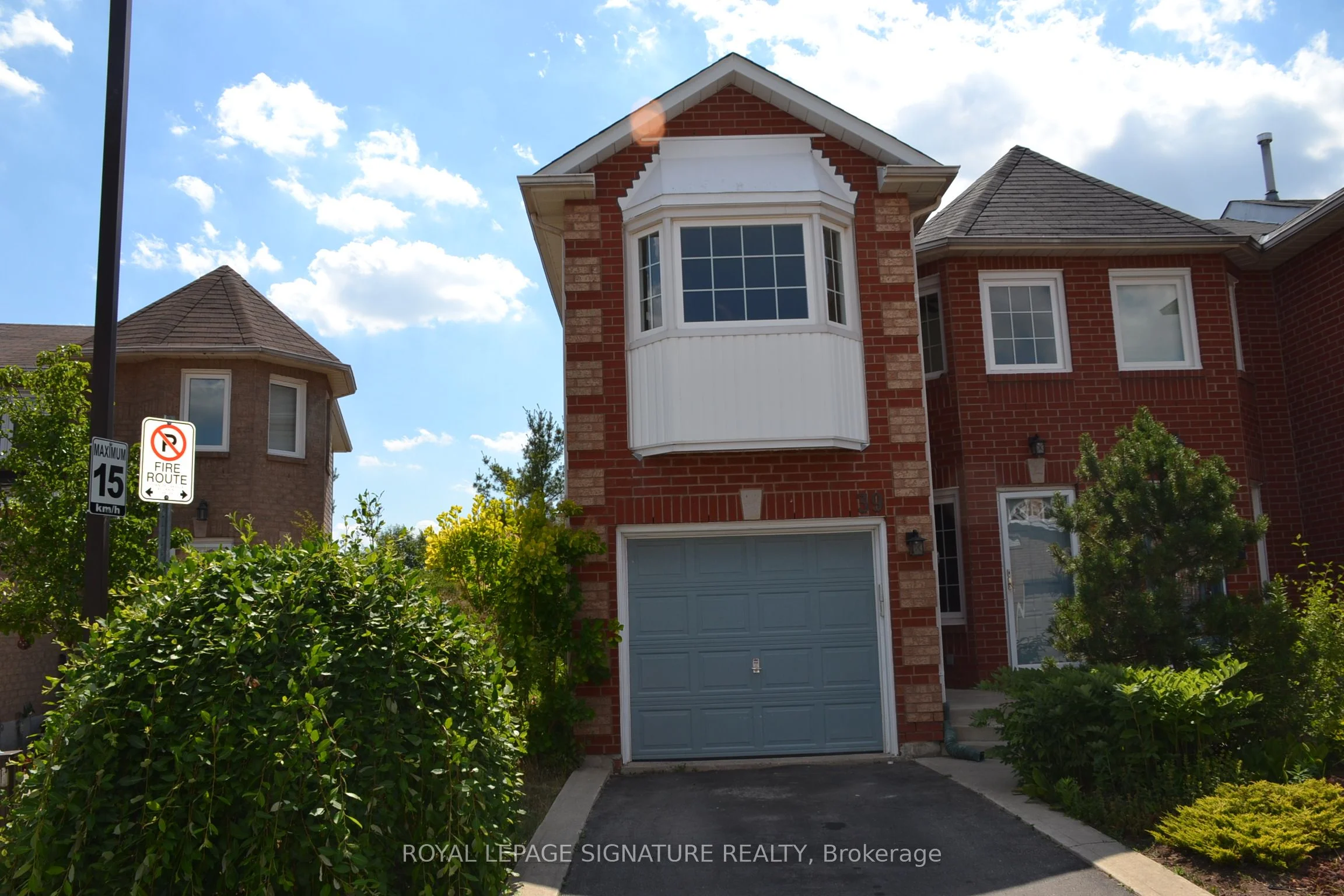 2350 GRAND RAVINE Drive 39, Oakville, ON L6H 6E2