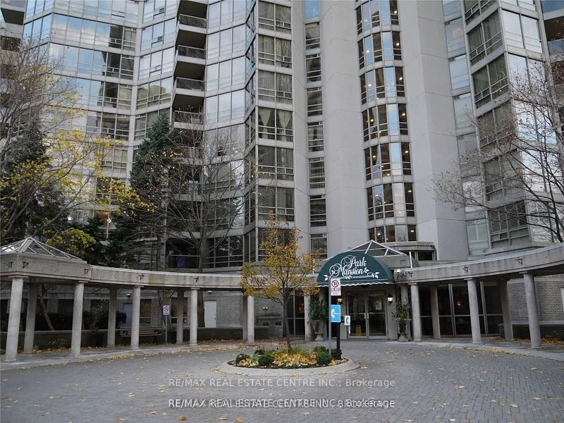 45 Kingsbridge Garden Circle 401, Mississauga, ON L5R 3K4