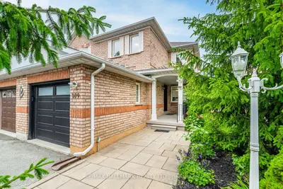 Semi-Detached in Caledon