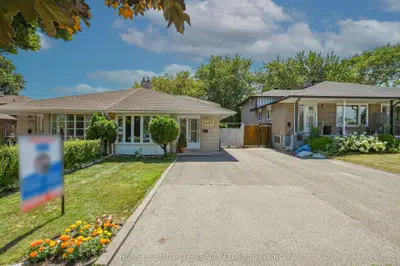 Semi-Detached in Mississauga