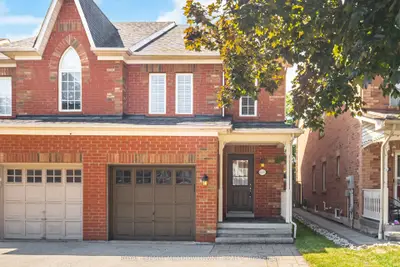 Semi-Detached in Mississauga