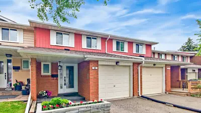 Condo Townhouse in Brampton