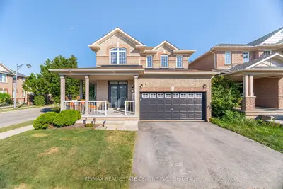 Detached in Milton
