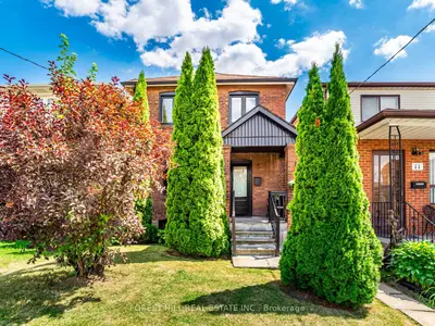 Detached in Toronto