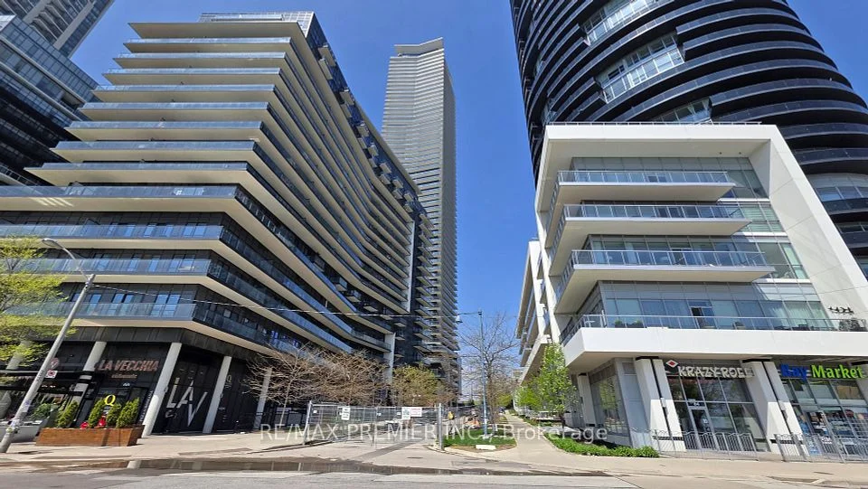38 Annie Craig Drive 806, Toronto W06, ON M8V 0A8