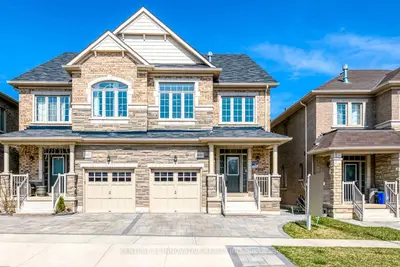 Semi-Detached in Oakville