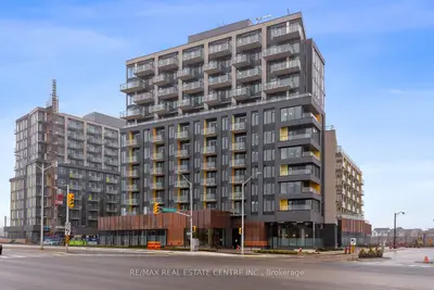 Condo Apartment in Oakville