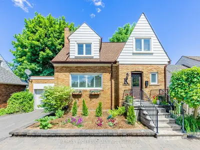 Detached in Toronto
