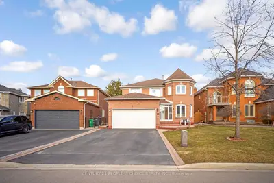 Detached in Brampton
