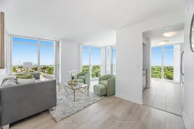 Condo Apartment in Toronto