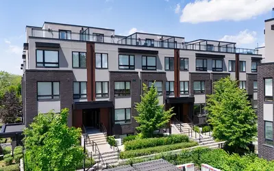 Condo Townhouse in Toronto