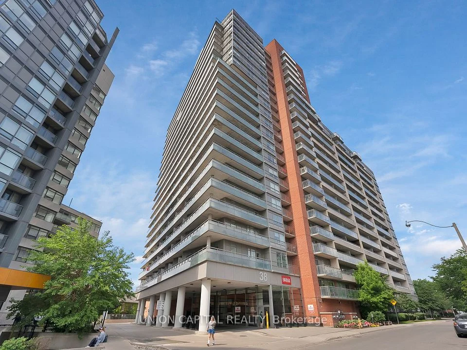 38 Joe Shuster Way 919, Toronto W01, ON M6K 0A5