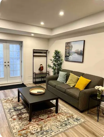 Detached in Oakville