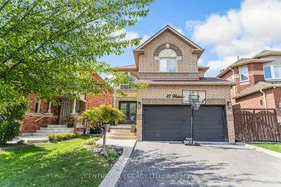 Detached in Brampton