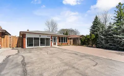 Detached in Mississauga