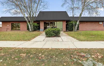 2410 Tedlo Street 1, Mississauga, On L5a 3v3