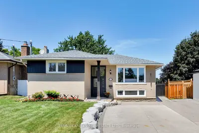 Detached in Halton Hills