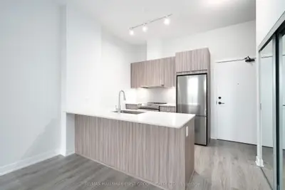 Condo Apartment in Mississauga