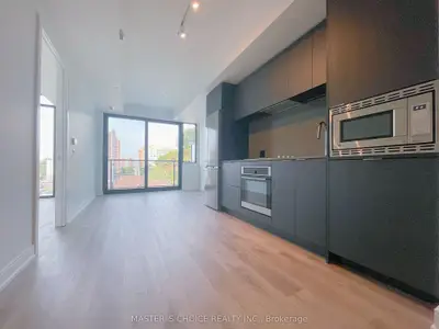Condo Apartment in Mississauga