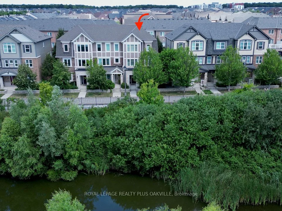 3045 George Savage Avenue 10, Oakville, ON L6M 0Y8