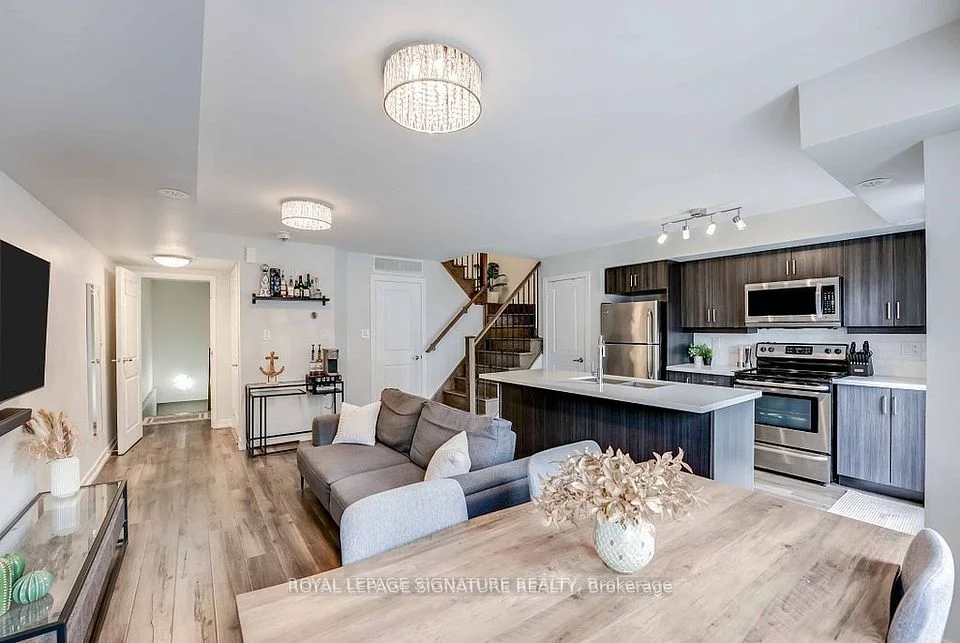 2315 Sheppard Avenue W 50, Toronto W05, ON M9M 0E8