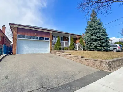 Detached in Toronto