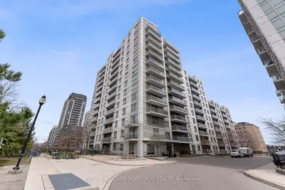 Condo Apartment in Toronto
