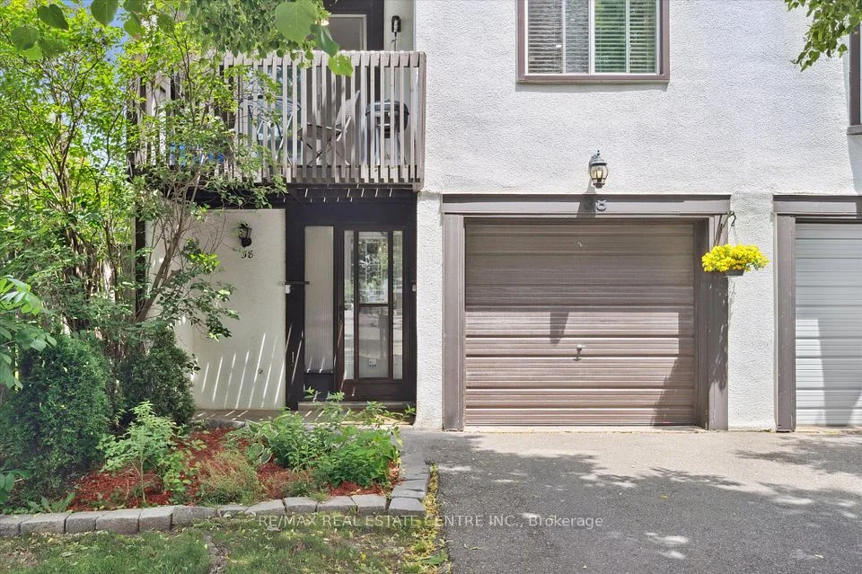 2651 Aquitaine Avenue 38, Mississauga, On L5n 1v5