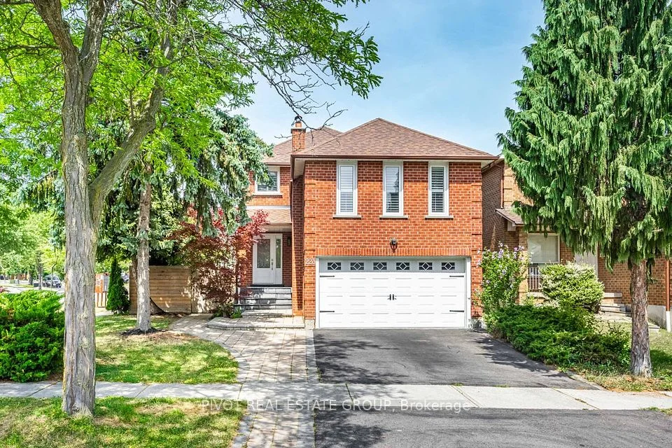 223 Lech Walesa Drive, Mississauga, ON L5B 3H7