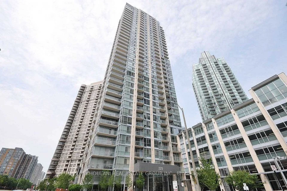 225 Webb Drive 1403, Mississauga, ON L5B 4P2