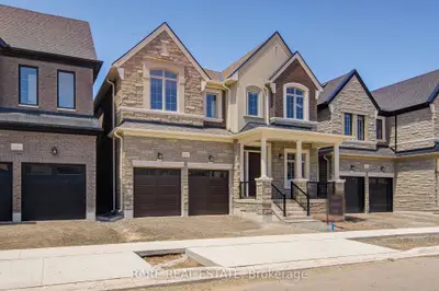 Detached in Oakville