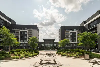 Condo Apartment in Oakville